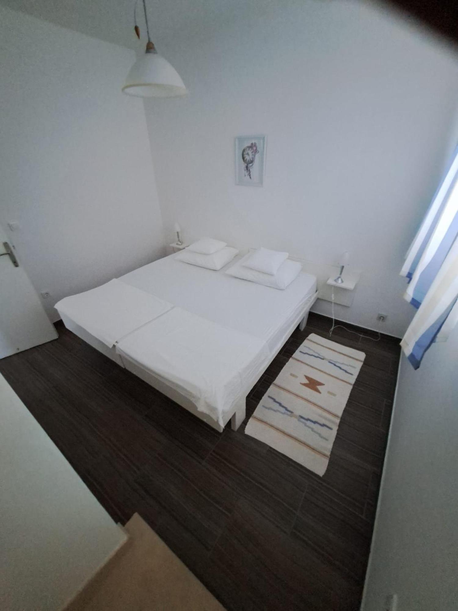 Apartmani Dusica Лумбарда Екстер'єр фото